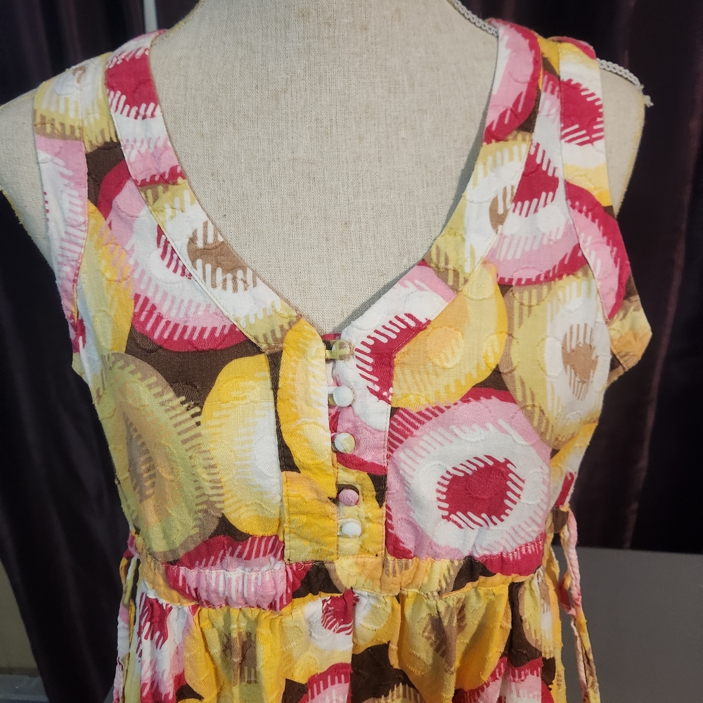 Colorful Sleeveless Button-Front Tank